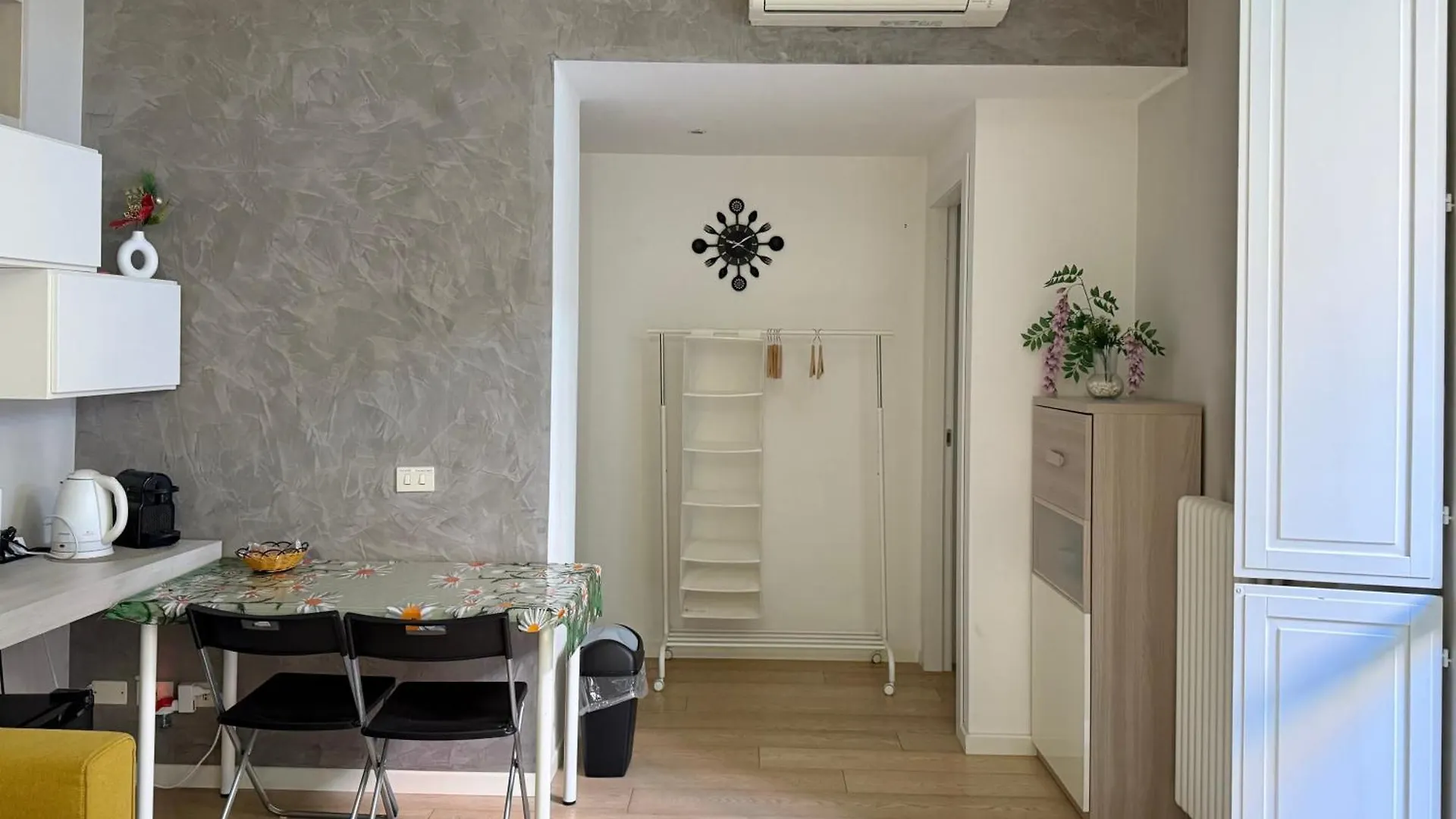 Gioire Apartments - Milan 0*,  Italy